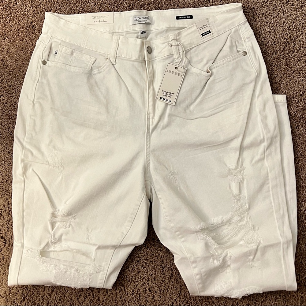 NWT White Judy Blue